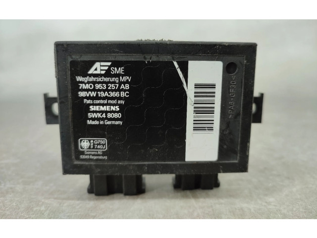 Блок управления двигателя 7M0953257AB, 98VW19A366BC Ford Galaxy