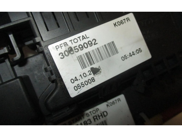 Блок предохранителей  31337183, 30659092   Volvo S80    