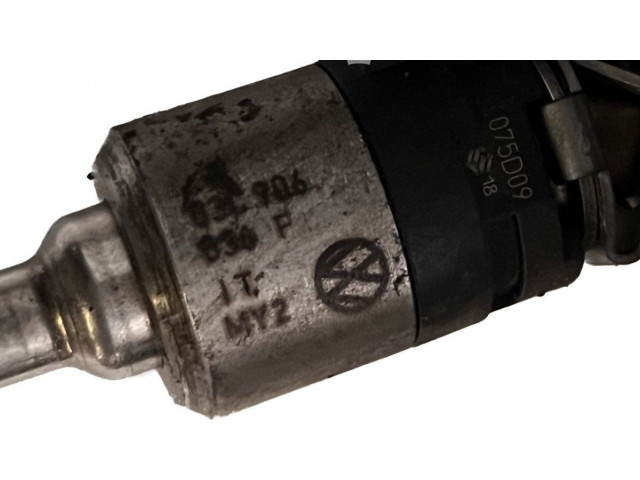 Топливная рампа 03C906036F, 03C906036F Volkswagen Golf VI для двигателя CAXA