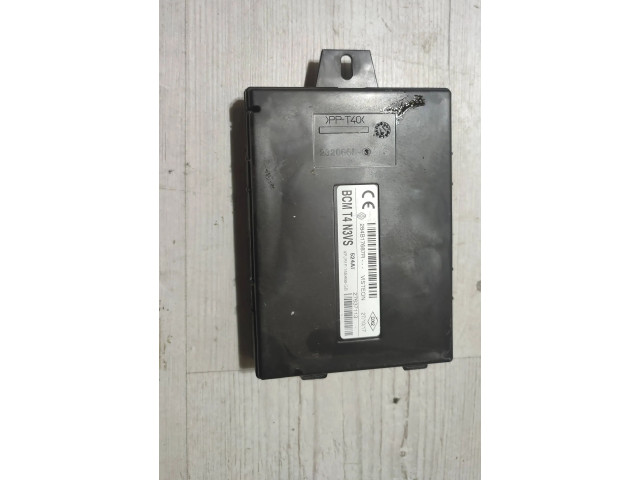 Блок комфорта 284B17687R Dacia Duster II