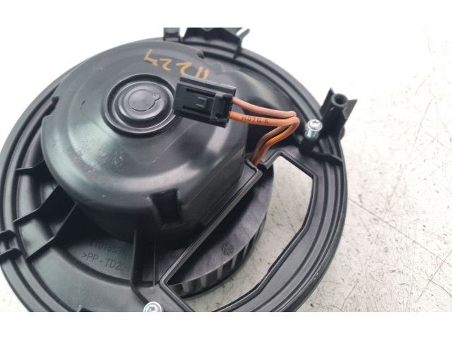 Вентилятор печки 5Q1819021E Audi Q2 -