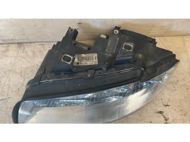 Передняя фара  