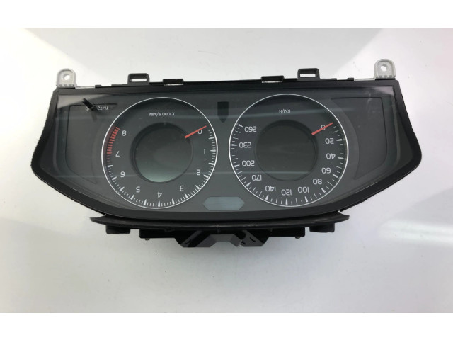 Панель приборов 31270898AA   Volvo V70       