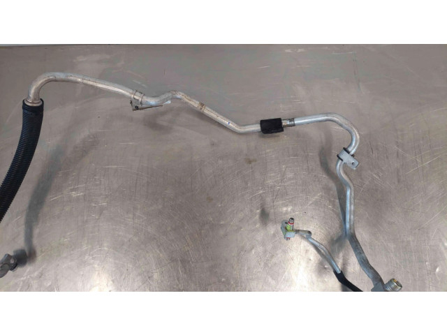 Трубка (трубки)/ шланг (шланги) кондиционера воздуха