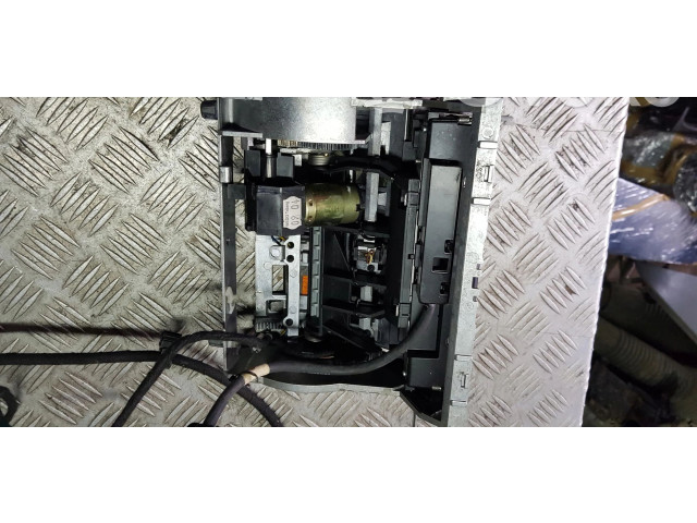 Дисплей Audi A8 S8 D3 4E