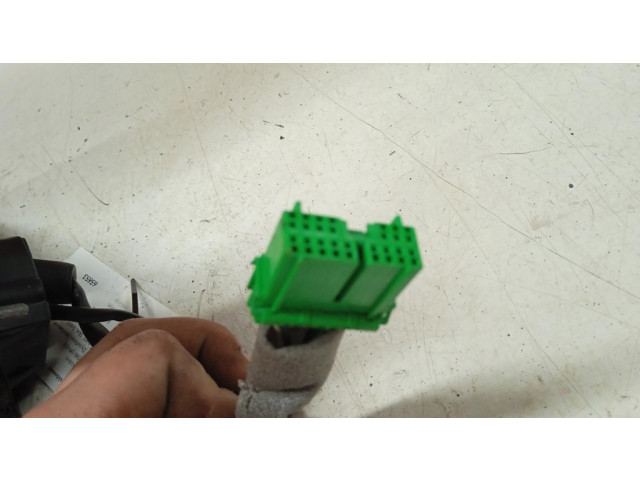 Zpětné zrcátko pravé Volvo S80 2001 11015463, 3004582