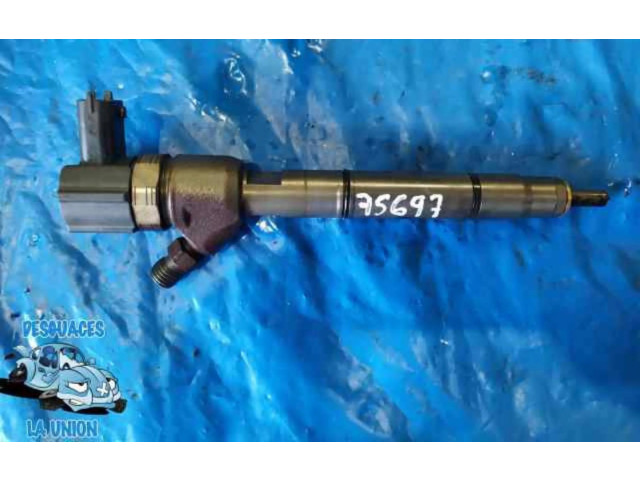 Форсунка 338002A900 KIA Ceed