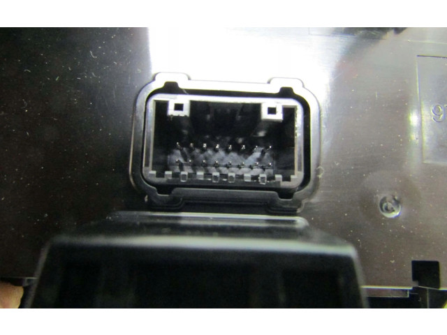 Блок управления климат-контролем 97250J7702   KIA Xceed