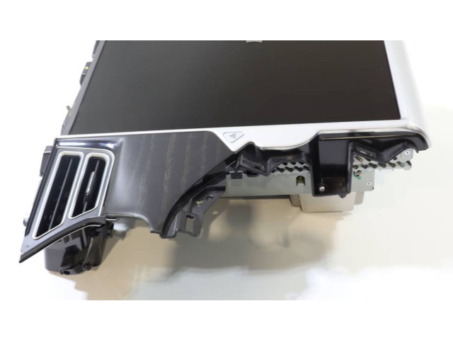 Дисплей 1045006-03-B Tesla Model S