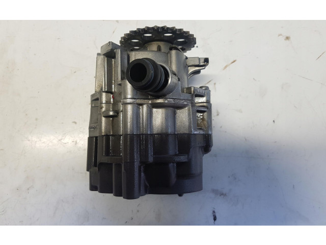 Масляный насос   A6541800101  Mercedes-Benz E W213 