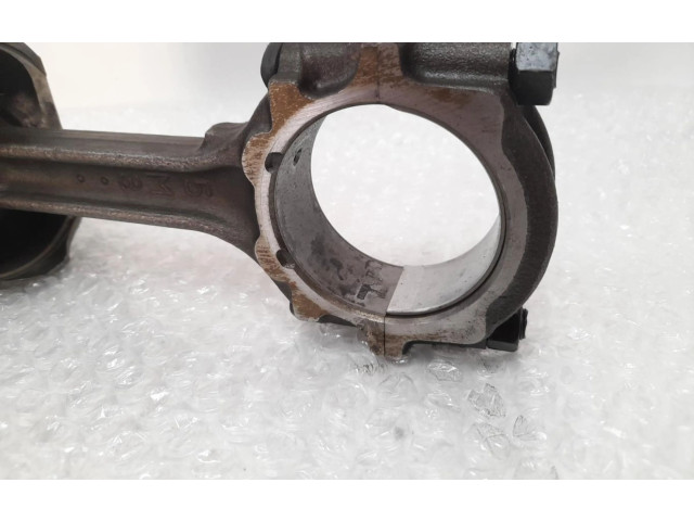 Поршень с шатуном Nissan X-Trail T30