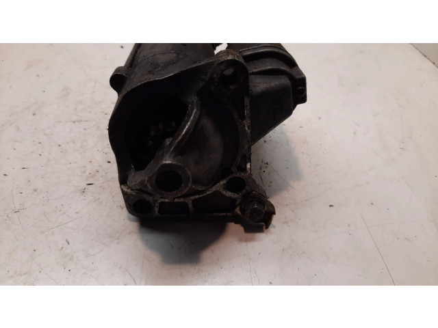 Стартер  8200583014, D7R49   Renault Laguna II