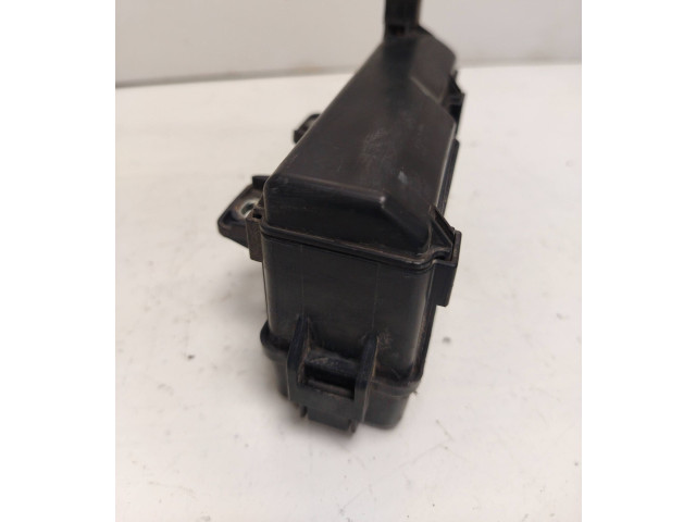 Блок предохранителей  53953W   Toyota Corolla Verso AR10    