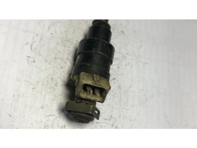 Vstřikovač 0280150208 BMW 3 E30 pro benzínový motor 0.0