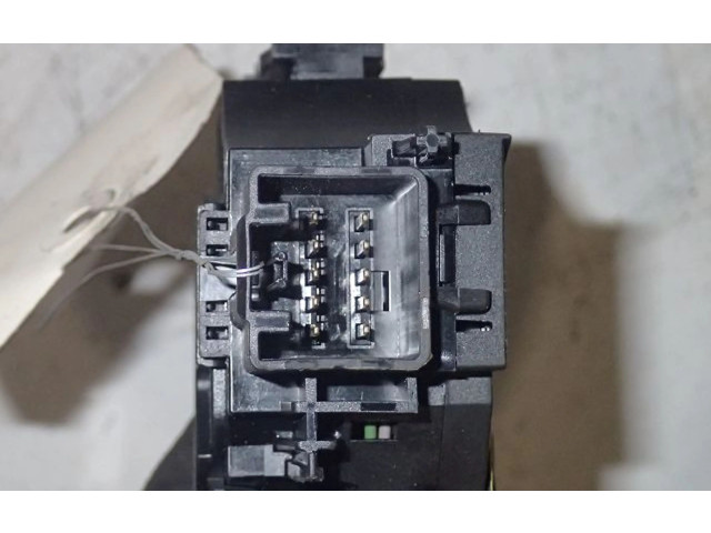 Ручка стеклоочистителей    Ford Fiesta