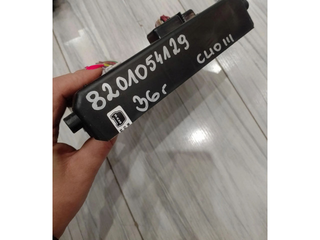 Блок комфорта 8201054129 Renault Clio III