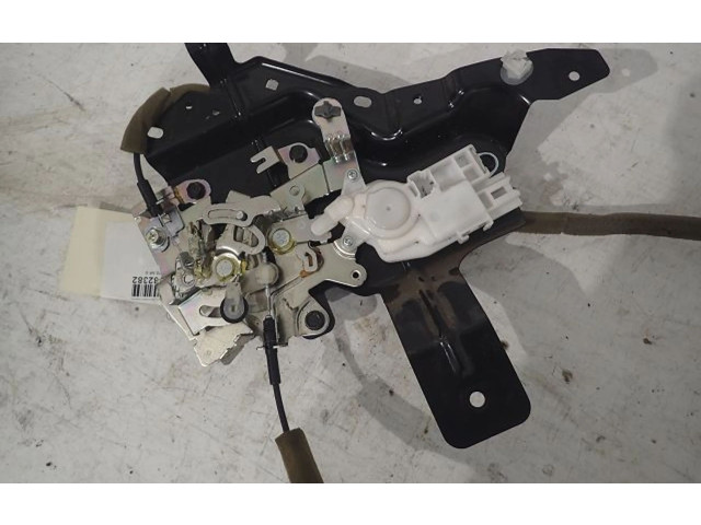 Zámek zadních dveří Nissan NV200 2012