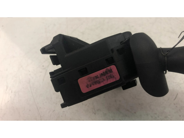 Подрулевой переключатель PA66GF30 Ford Fiesta