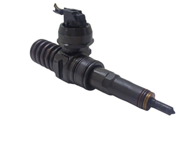 Vstřikovač 0414720313, 038130073BN Volkswagen Caddy BLS