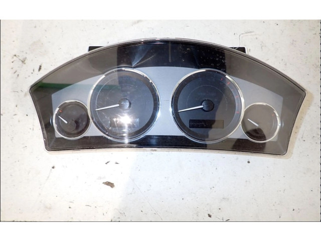 Панель приборов Jeep Grand Cherokee (WK)