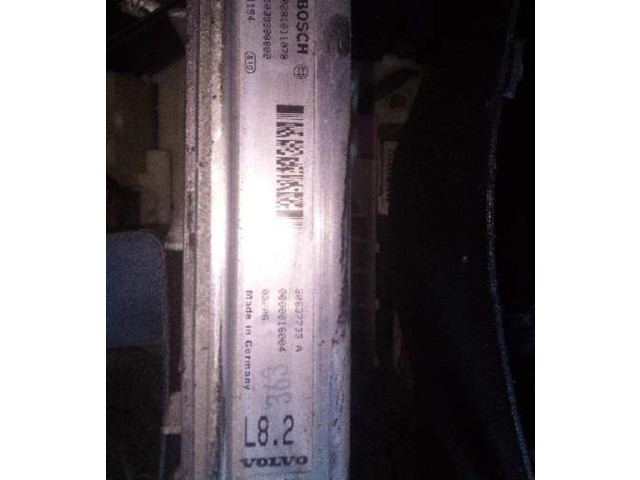 Блок управления двигателем Блок управления 0281011078 Volvo S60