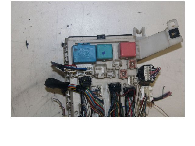 Pojistková skříňka 82730-0F051-C Toyota Verso 2009