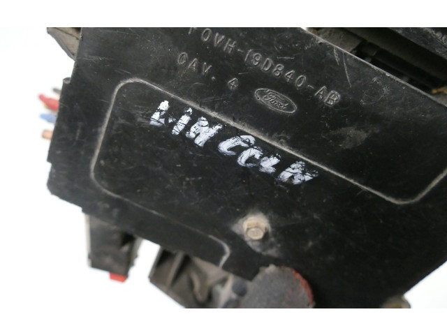 Блок управления климат-контролем FOVH19D840AB   Lincoln Town Car