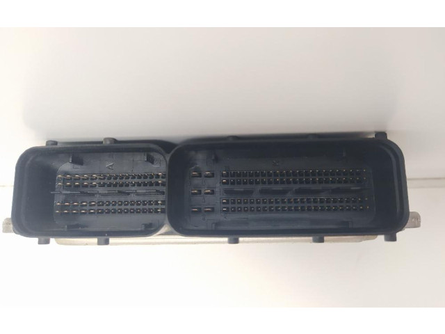 Řídící jednotka 03L906018FA   Volkswagen Tiguan 2011