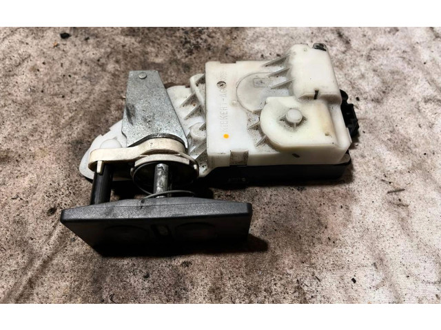 Zámek zadních dveří Peugeot 607 2000