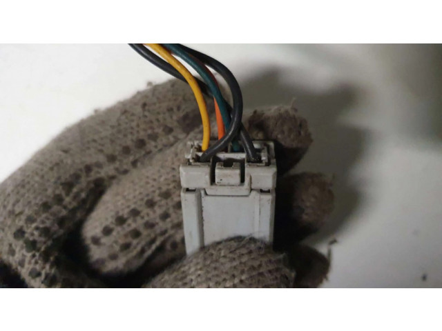 Зеркало электрическое     правое   Honda Accord  1999-2002 года   