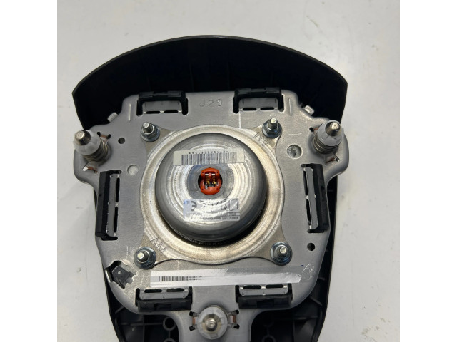 Подушка безопасности водителя    Mitsubishi Outlander