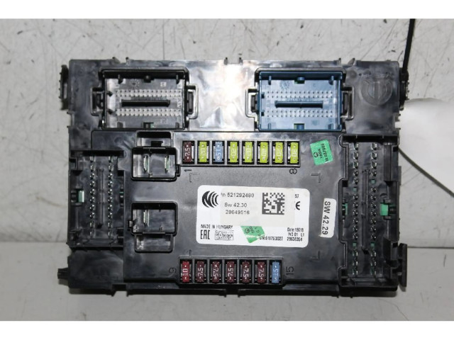 Блок предохранителей    Jeep Renegade    