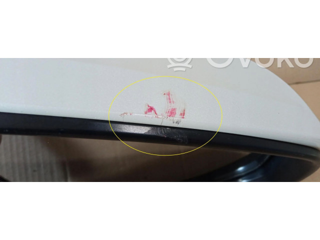 Zpětné zrcátko Toyota Yaris 2017 045428