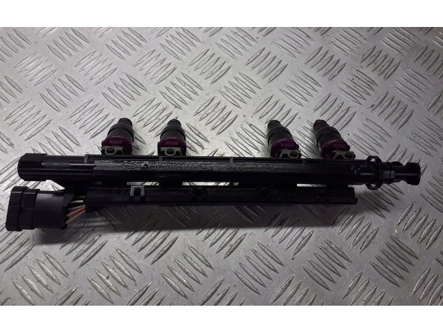 Топливная рампа 7700114546 Renault Clio II