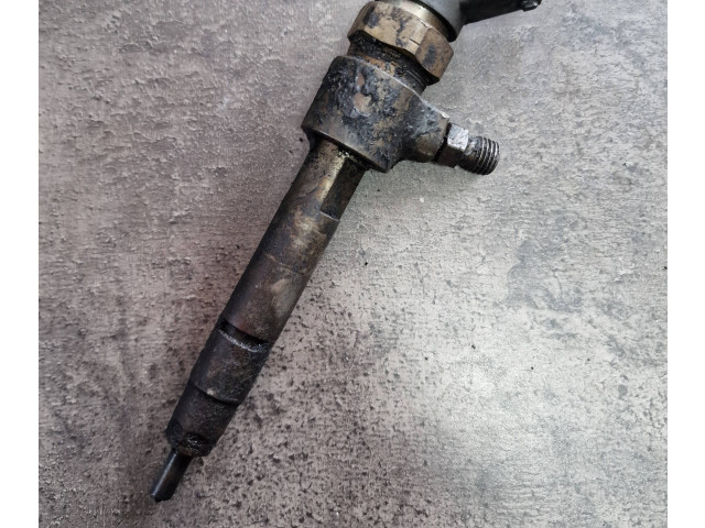 Vstřikovač 0445110119 Fiat Punto (188)