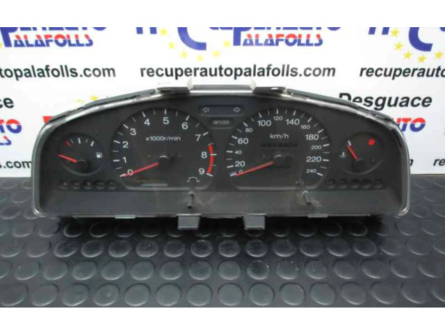 Přístrojová deska Nissan Sunny 63C09