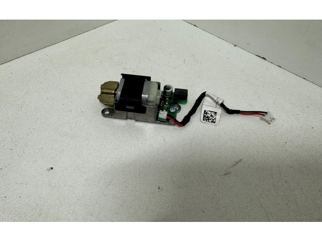 Volant Volkswagen Touareg II 2011 7P6969111A