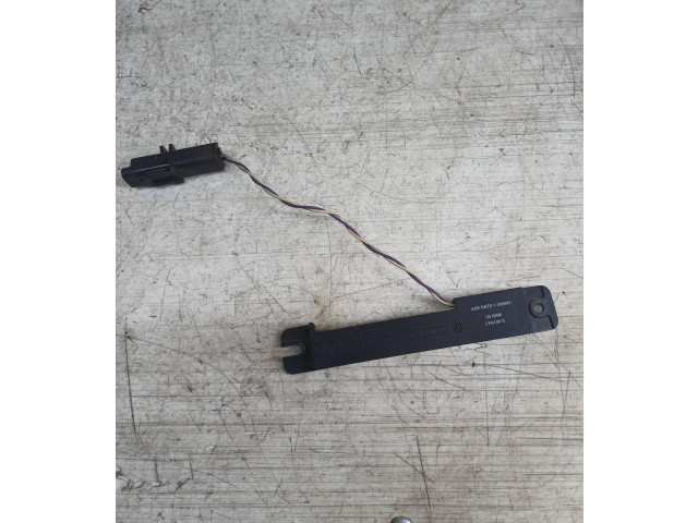 Ручка стеклоочистителей 8200125092, 118542001   Renault Scenic II -  Grand scenic II