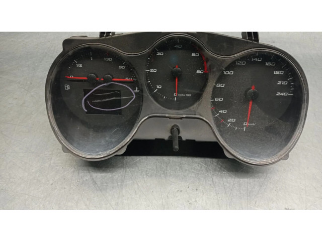 Přístrojová deska  Seat Altea 2004 1P0920811A  