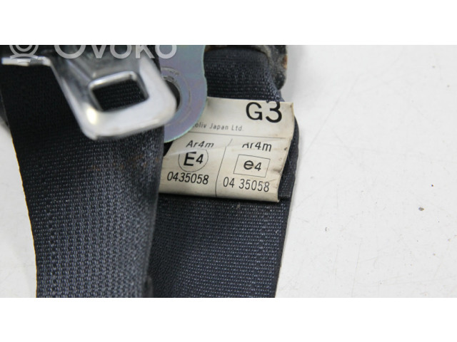 Задний ремень безопасности