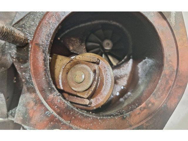 Turbodmychadlo Турбина 53039700243 Peugeot 3008 I