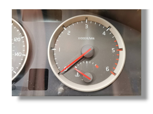 Přístrojová deska Volvo S40 2005 30682570, 8602881