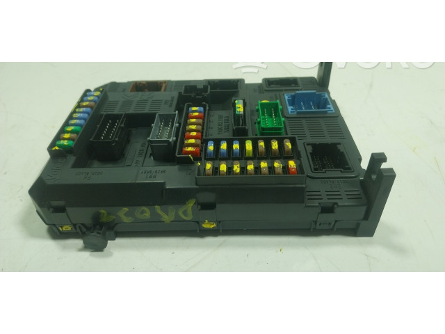 Модуль управления BSM 1611785780, 9807532080 Peugeot 2008 I