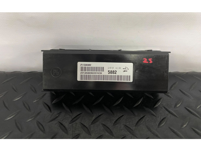 Блок управления климат-контролем 13585882, 5882   Chevrolet Camaro