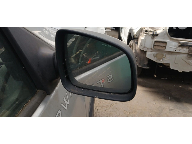 Зеркало электрическое Dacia Sandero 2008 - 2012 года