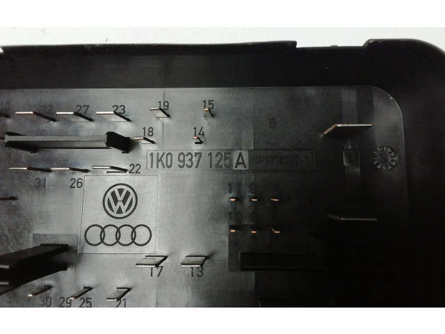   Pojistková skříňka 1K0937125A   Volkswagen Tiguan 2008