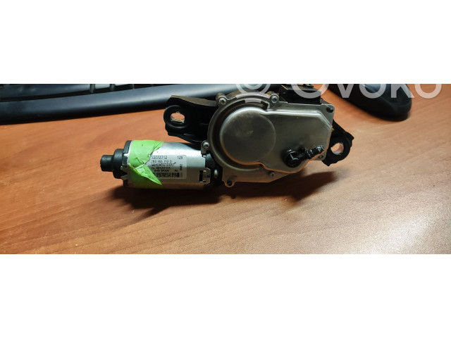 Моторчик заднего дворника 2K0955712D, 43171111 Volkswagen Caddy