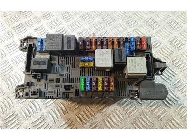 Pojistková skříňka 2115453901, 2115453901 Mercedes-Benz E AMG W211 2003