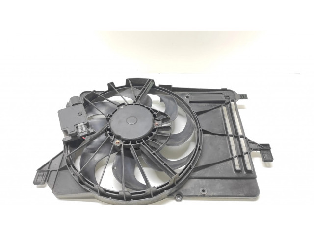 Вентилятор радиатора 8V618C607EB Ford Ecosport 1.0