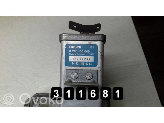 Řídící jednotka 0265100045 BMW 5 E34 1990